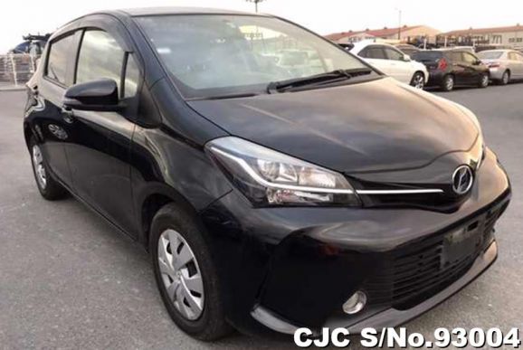 2015 Toyota / Vitz Stock No. 93004